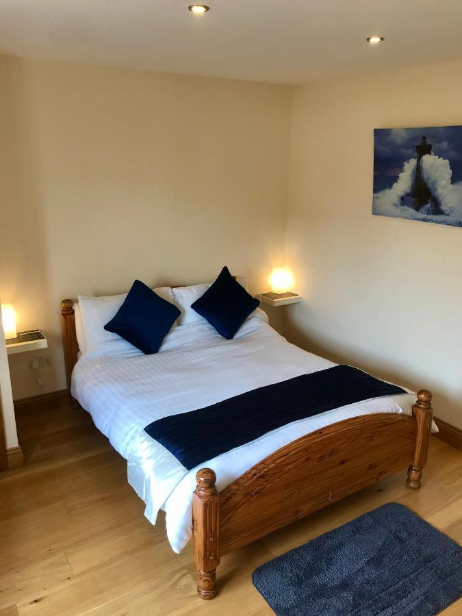 דירות וויקלו Oak Trees Corner Stylish , Relaxing , Getaway מראה חיצוני תמונה
